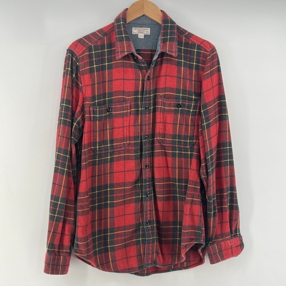 Wallace & Barnes Shirt Mens Medium Red Plaid Flannel Long Sleeve Button Front